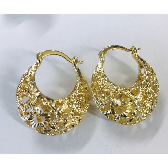 18K Gold Filled SMALL Oro Laminado Elegant Round Basket Hoop Click Top Earrings - Picture 3 of 4